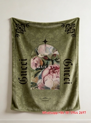 Gucci Vintage Green Damask Peony Flannel Sofa Throw Blanket IMG_4744